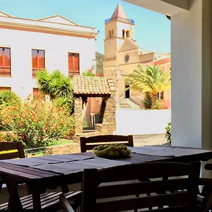Vacanze La Pavoncella , Teulada Italie